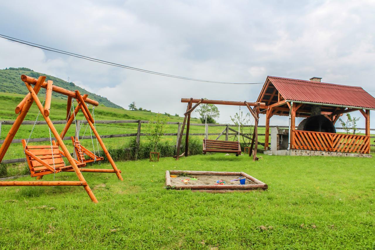 Mano Kulcsoshazak Villa Praid Exterior photo